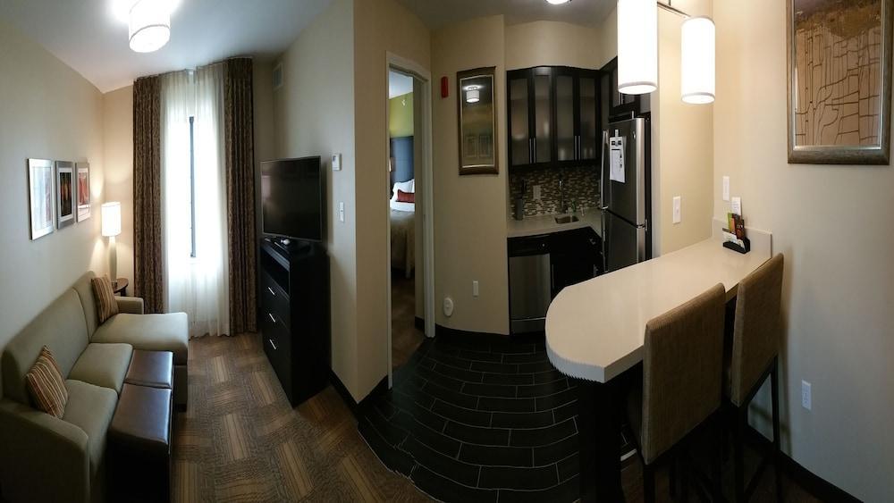 Staybridge Suites Merrillville By Ihg Kültér fotó