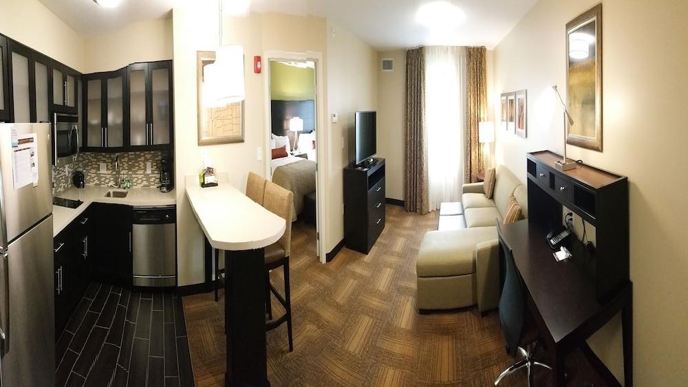 Staybridge Suites Merrillville By Ihg Kültér fotó