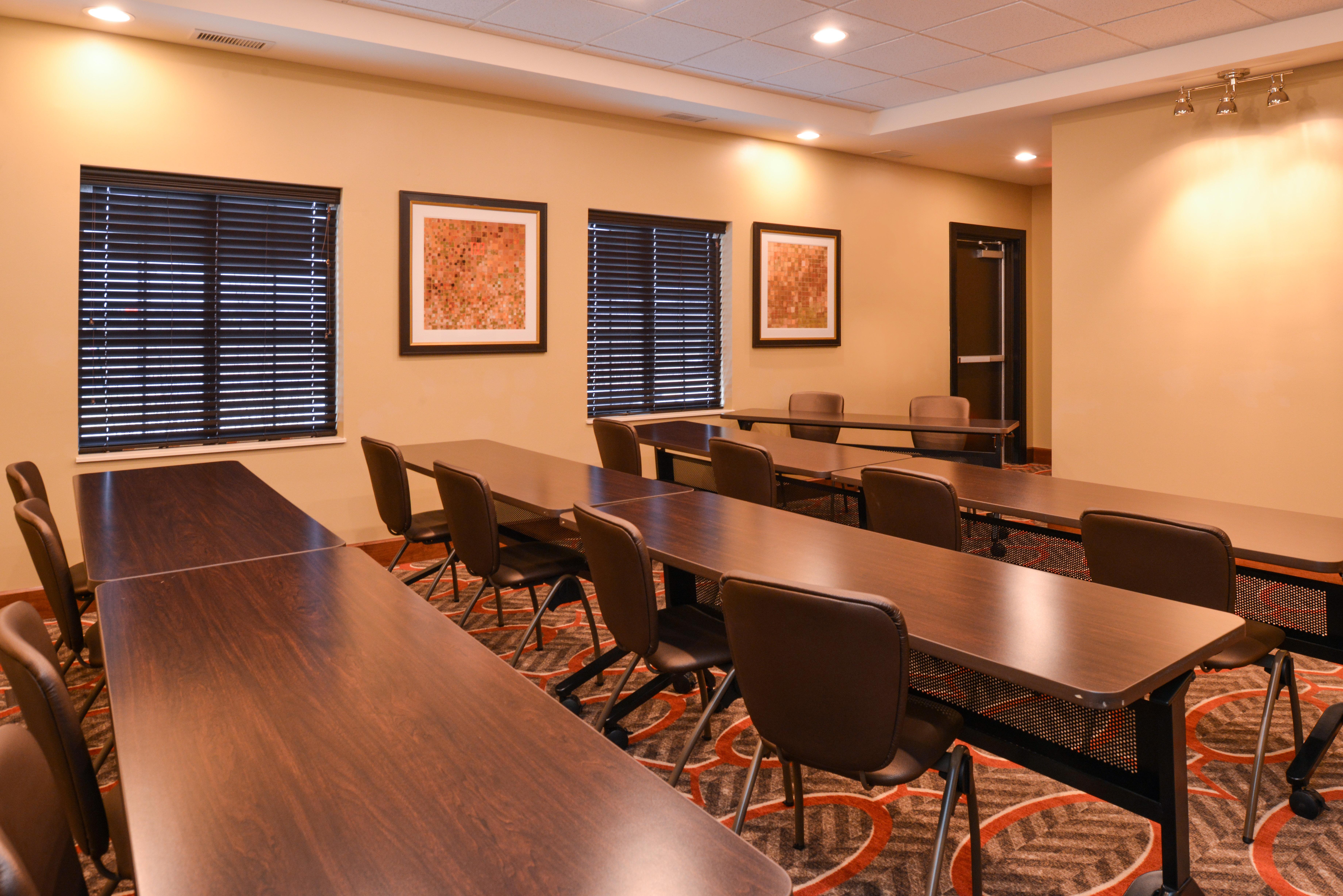 Staybridge Suites Merrillville By Ihg Kültér fotó